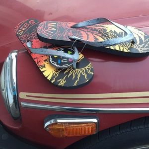 Maui & Sons Flip-Flops